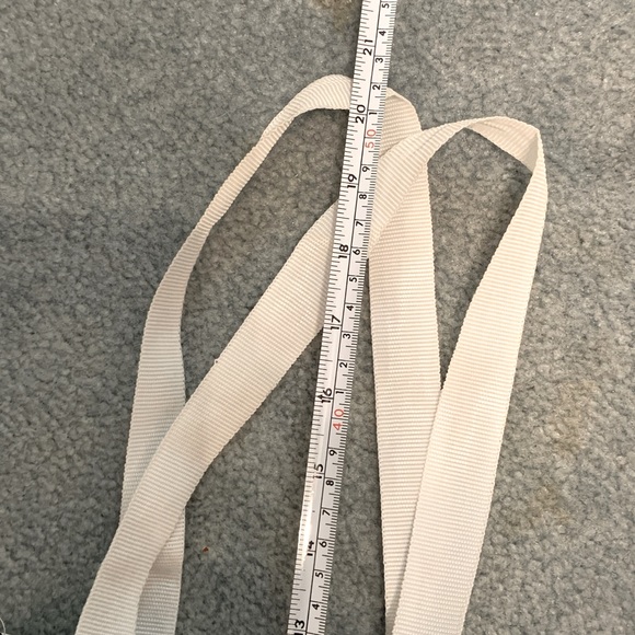 LULULEMON SMALL BLACK AND WHITE REUSABLE TOTE BAG PRE OWNED 9X12 - Picture 7 of 10